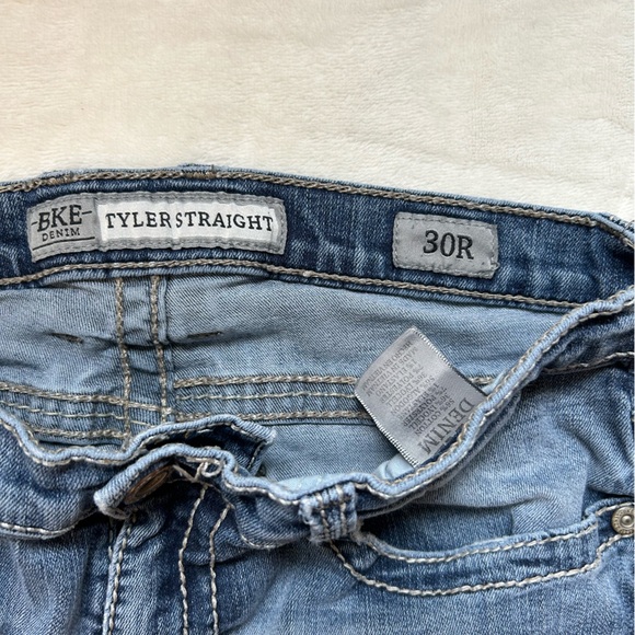 BKE Denim Tyler Straight Jeans. Style AVM23000. Sz. 30R - Picture 3 of 8